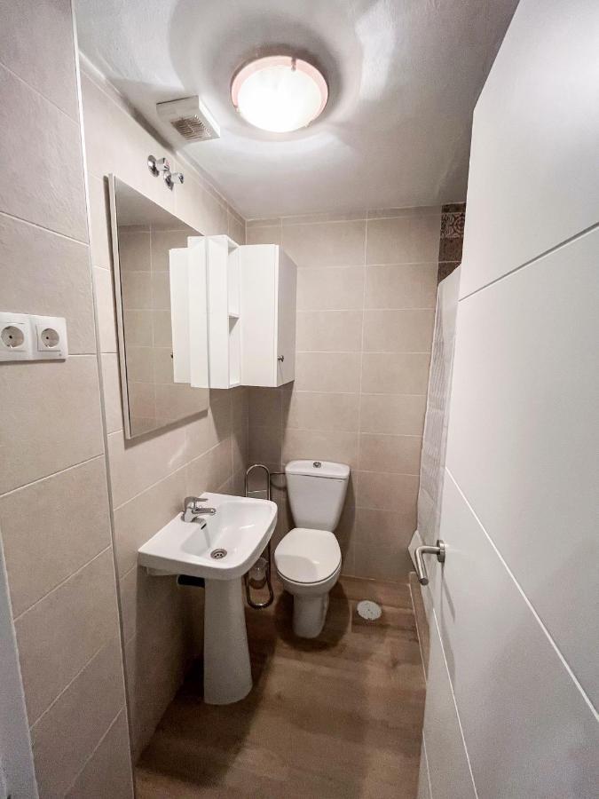 Amplio Apartamento En Av. Carlos Haya Málaga Exterior foto